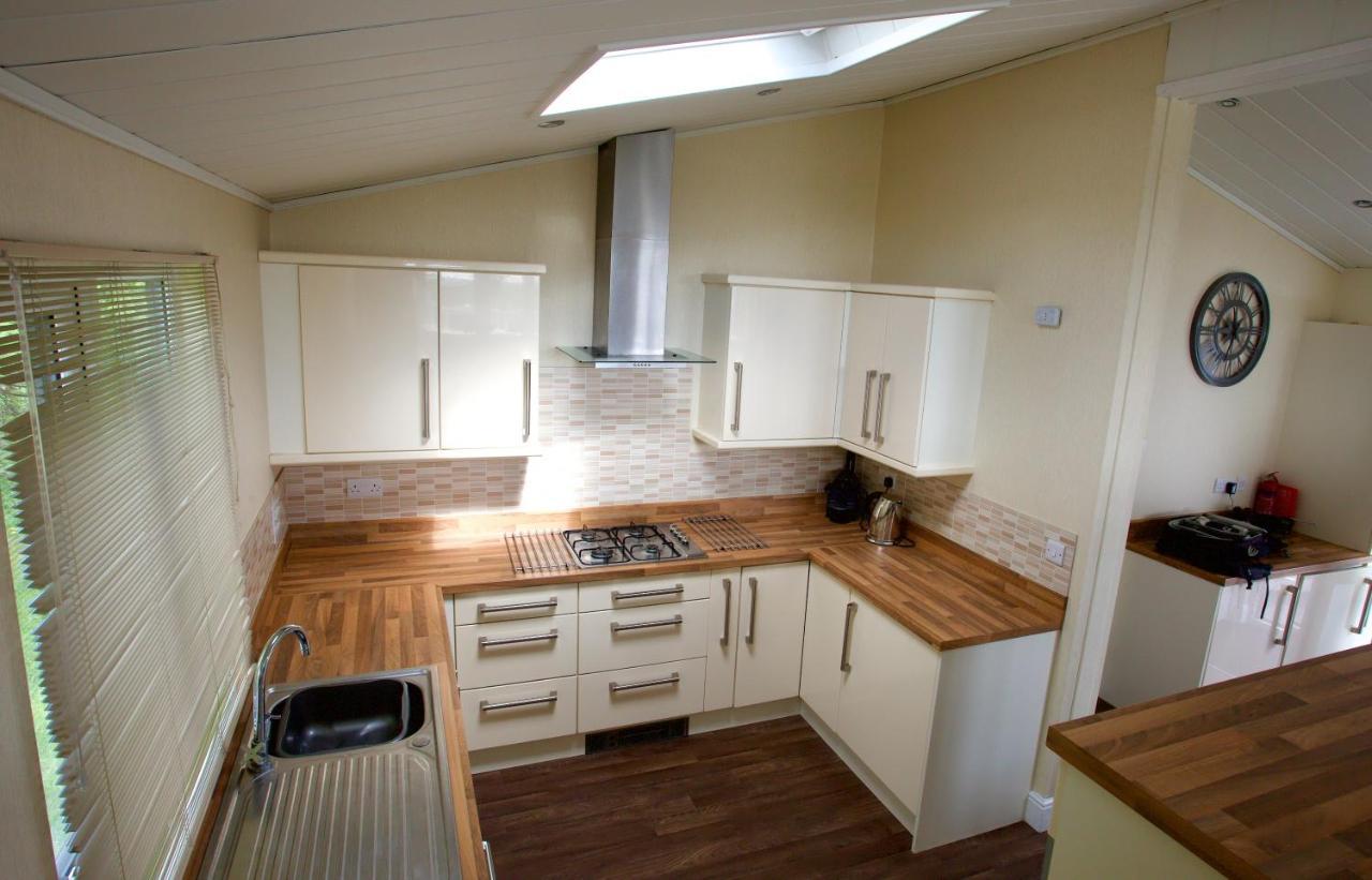 Lovely 3-Bed Cottage In Ely Bagian luar foto